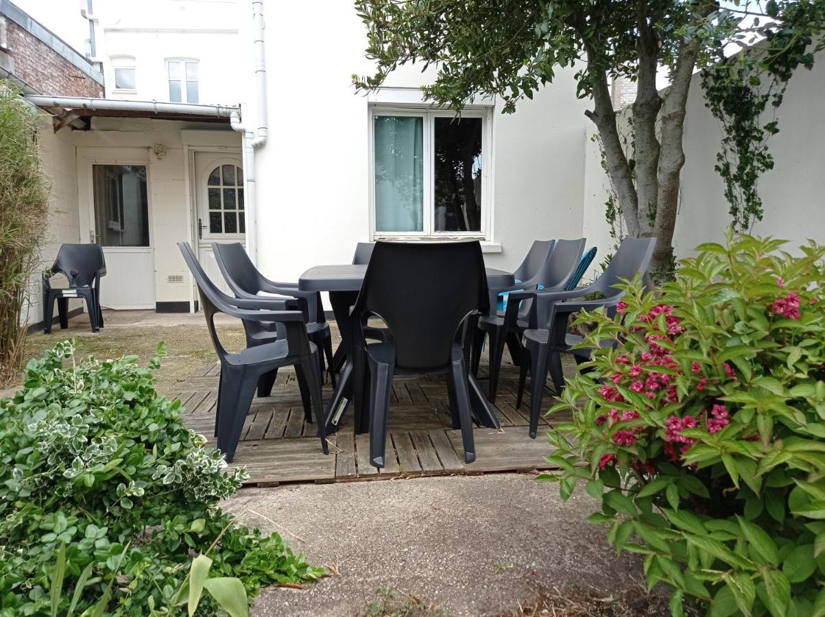 Appartement Duplex Avec Cour 10 Pers Berck Bagian luar foto